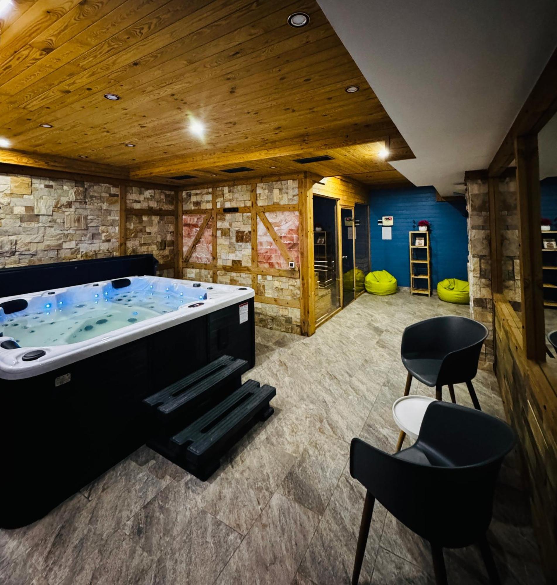 Kaban Boutique - 5Star Central Villa In Ватра-Дорней Екстер'єр фото